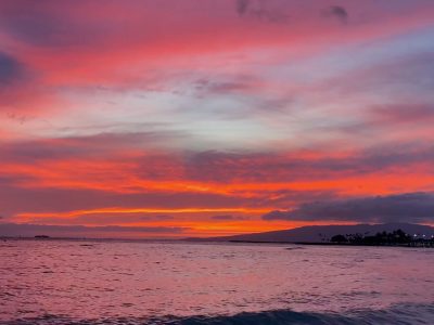 RELAX  |  Waikiki Sunset - 30-Second Break